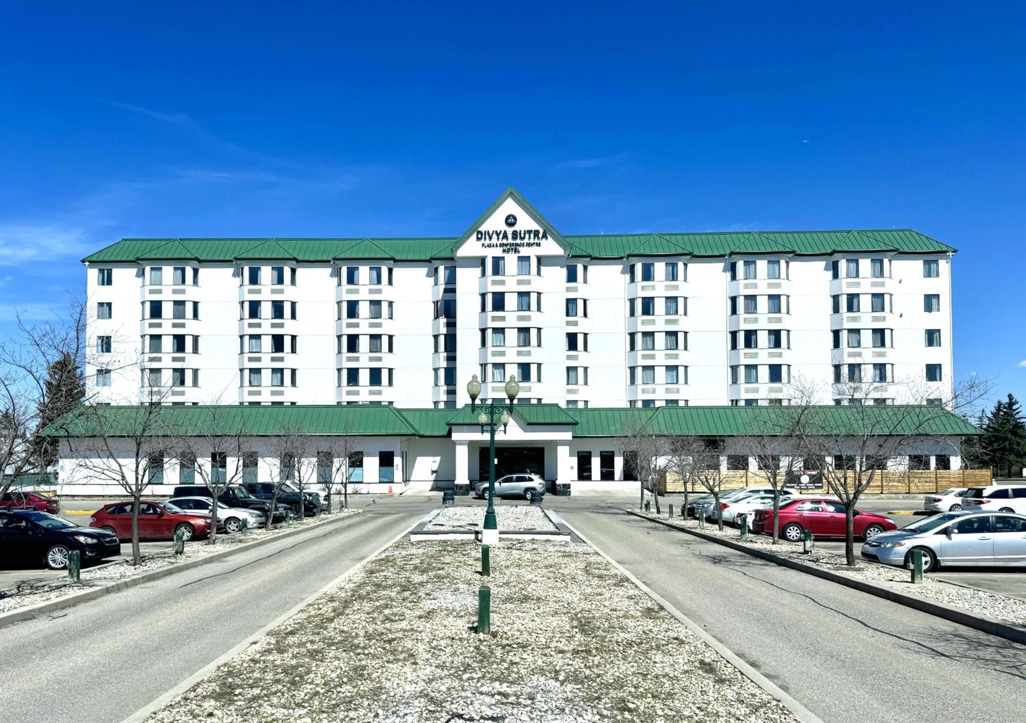 ホテル Divya Sutra Plaza And Conference Centre Calgary Airport エクステリア 写真